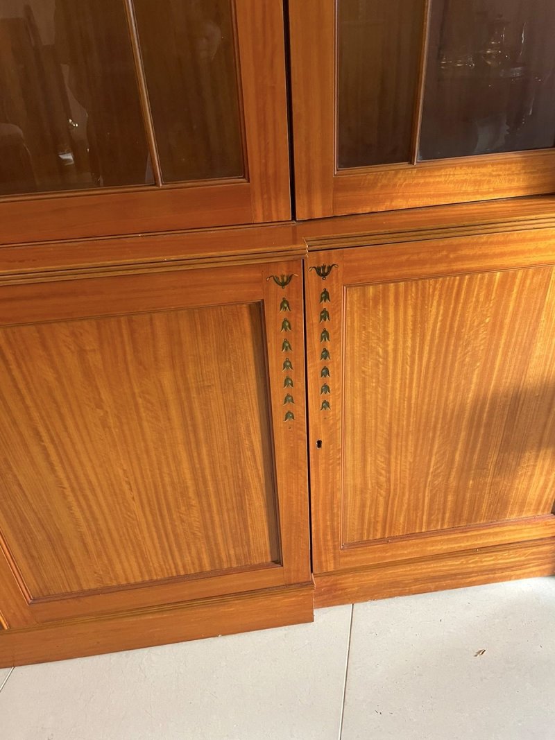 Large Quality Satinwood Astral Glazed Breakfront Display Cabinet with Original Painted Decoration - Image 13